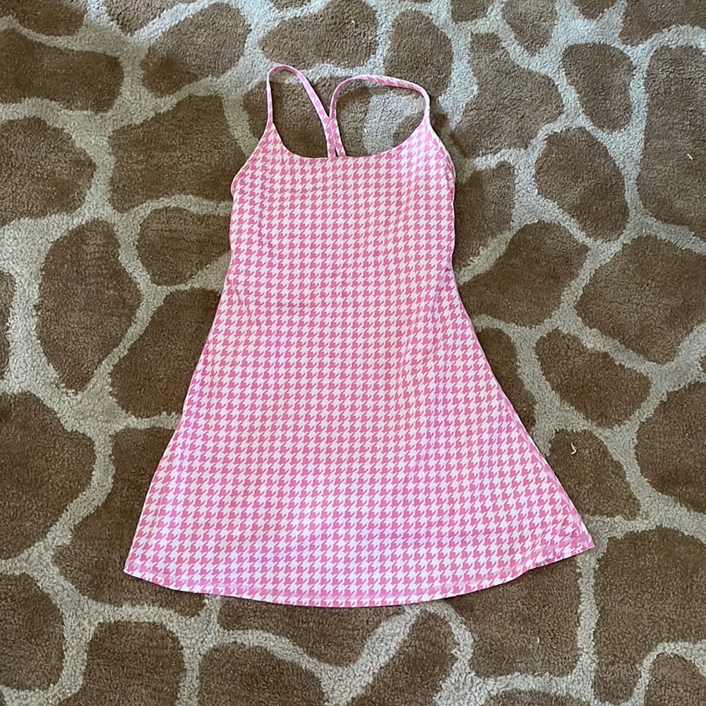 halara dress with built in shorts and pocket for phone in shorts